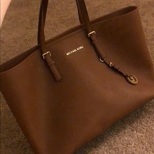 Beautiful Tan Michael Kors Purse